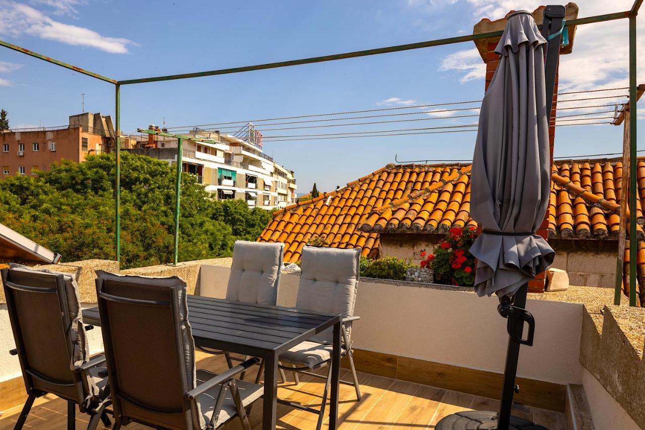 Luxury Apartment Olavia Rooftop Terrace & Seaview Сплит Экстерьер фото
