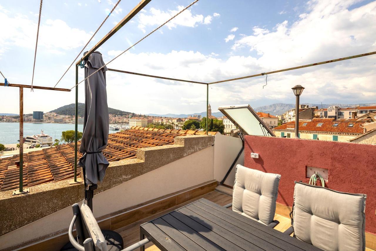 Luxury Apartment Olavia Rooftop Terrace & Seaview Сплит Экстерьер фото